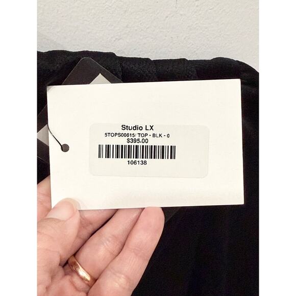 NWT A.L.C. Hirsch Keyhole Pleated V-Neck Crepe Blouse Top Black Women's Size 0 - Picture 6 of 7